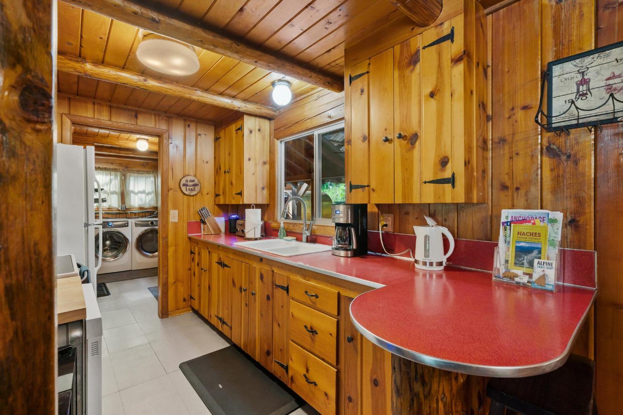 White Pass Log Luxury Retreat
