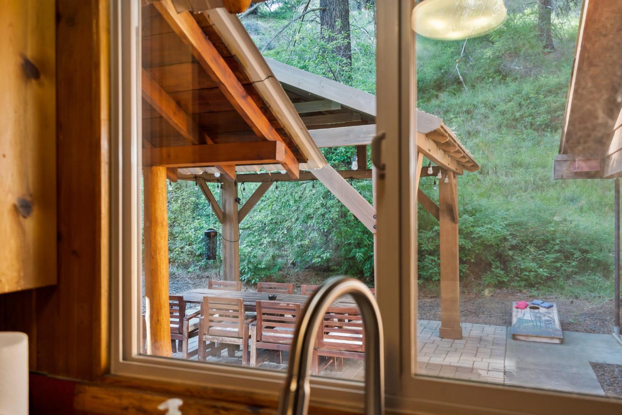 White Pass Log Luxury Retreat Holiday home *