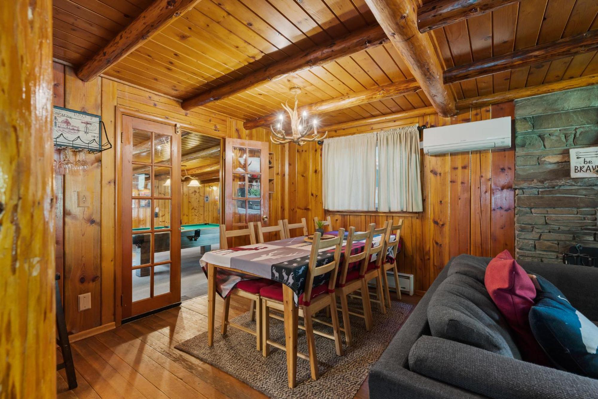 Holiday home White Pass Log Luxury Retreat