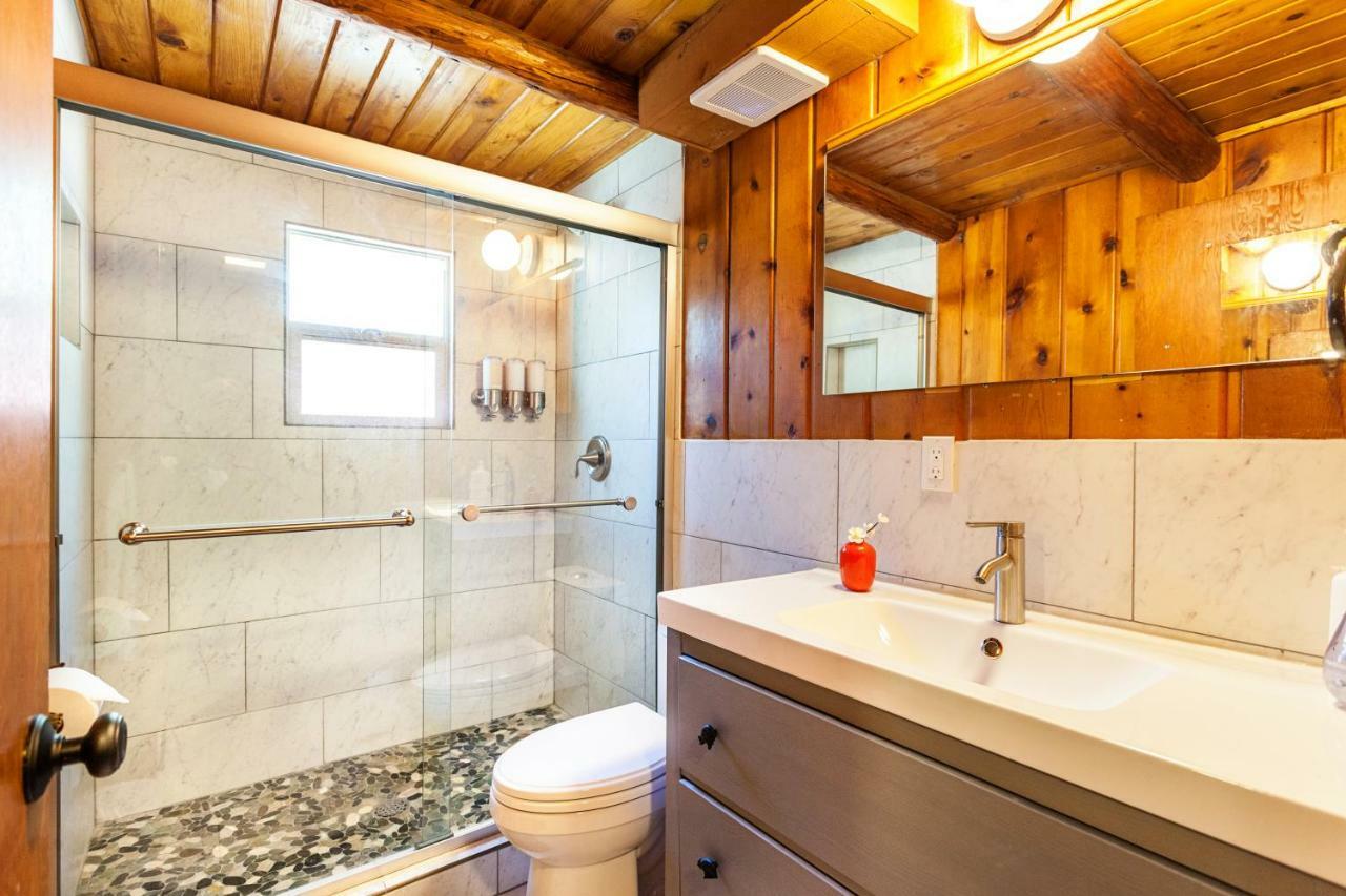 White Pass Log Luxury Retreat Holiday home